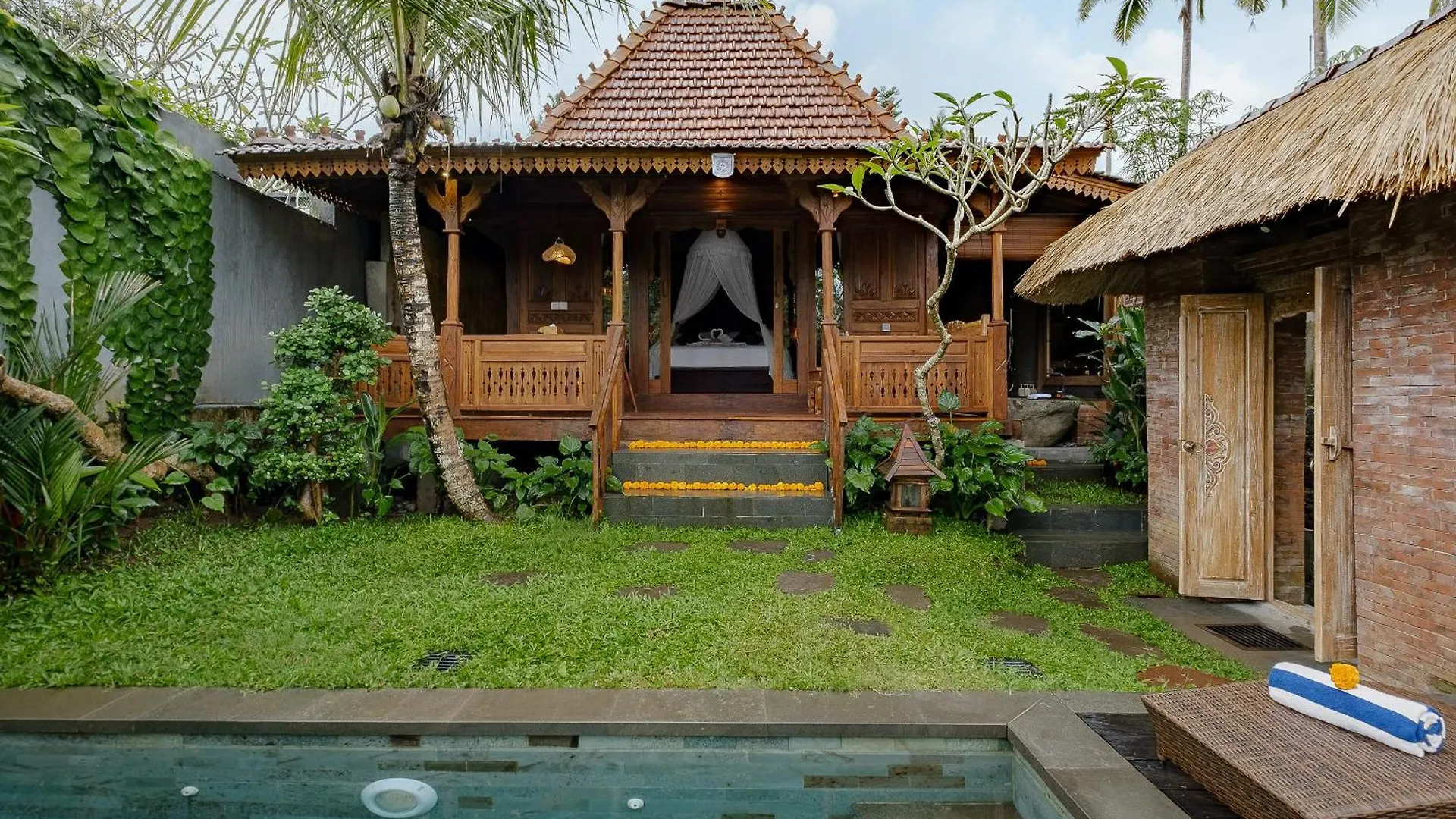 Bubu Mesari Ubud Villa 0*,